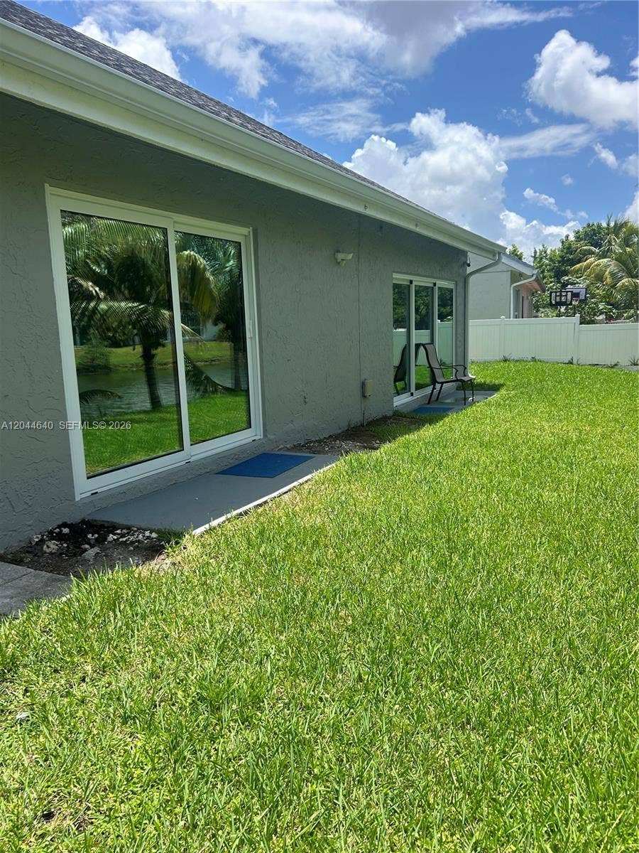 2730 Cypress Avenue, Miramar, FL 33025 Photo 4