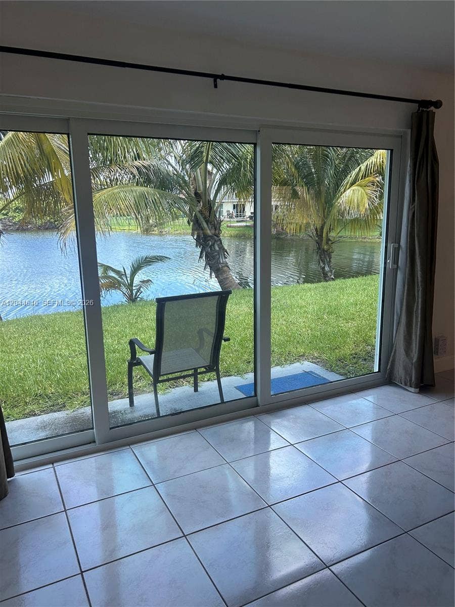 2730 Cypress Avenue, Miramar, FL 33025 Photo 10