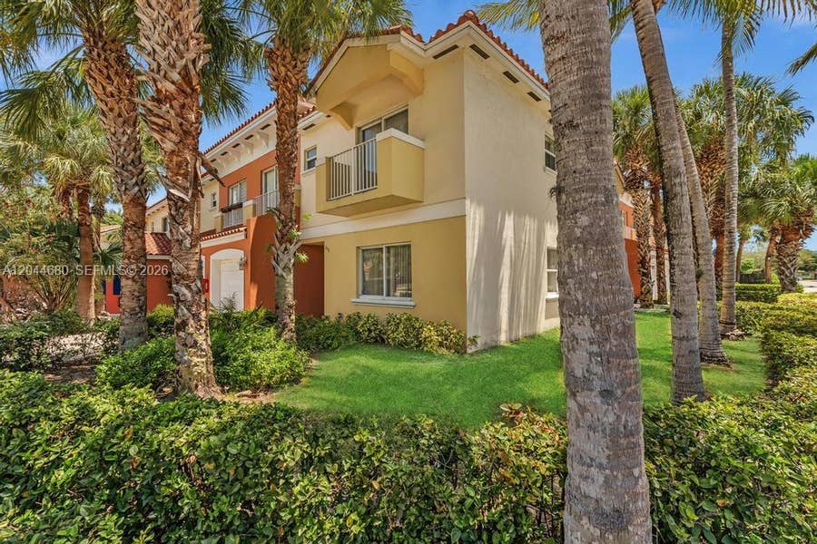 Property photo for 1316 NW 3rd Street, Fort Lauderdale, FL