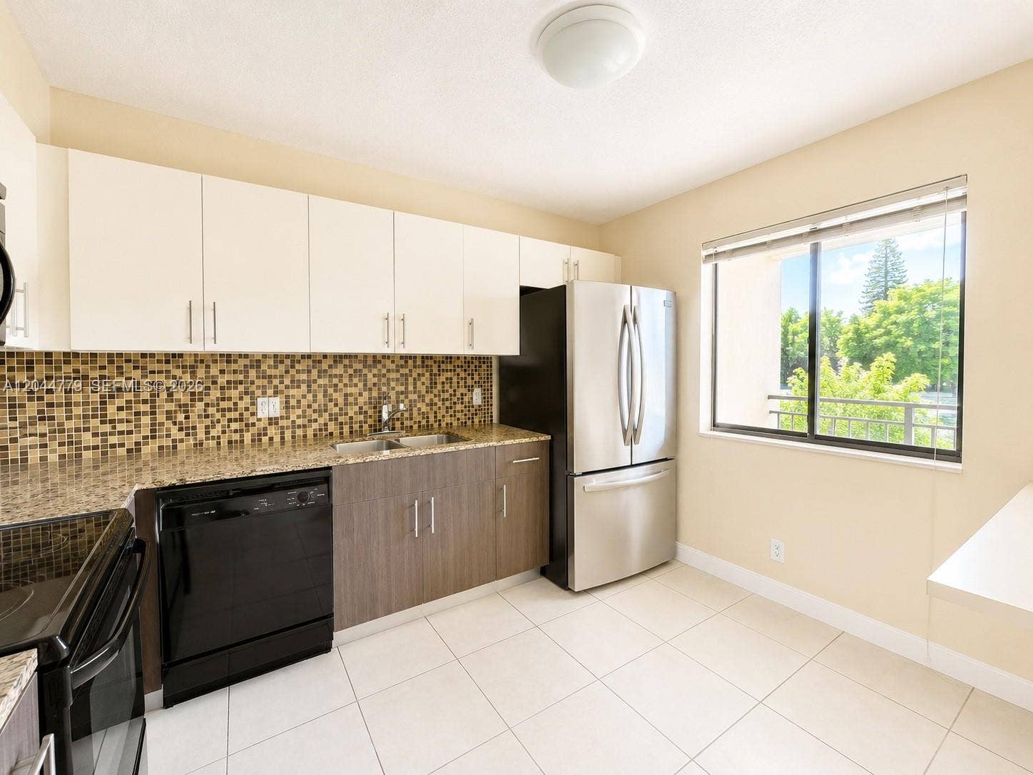 405 Lakeview Drive, #202, Weston, Weston, FL 33326 Photo 2