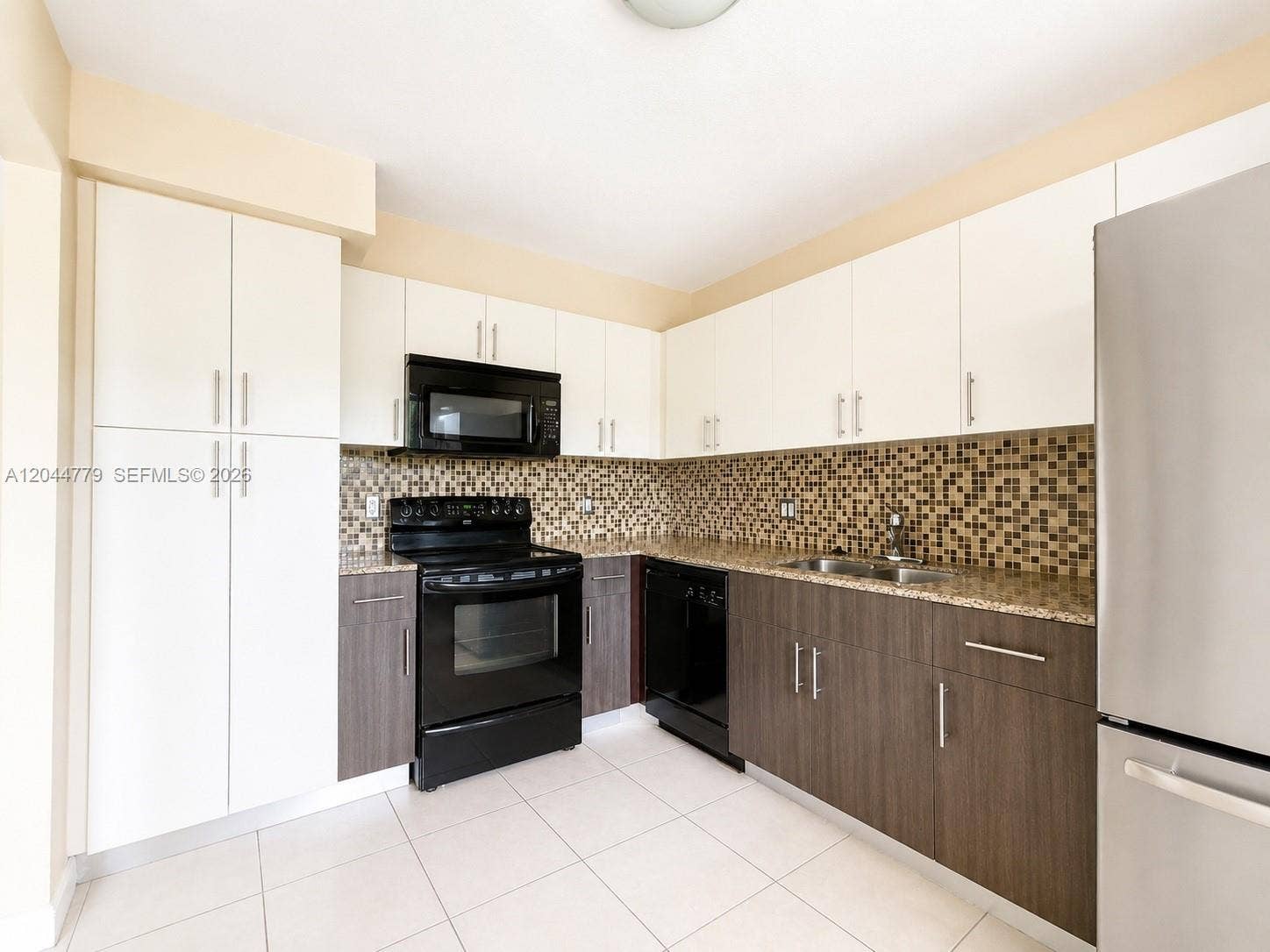 405 Lakeview Drive, #202, Weston, Weston, FL 33326 Photo 1