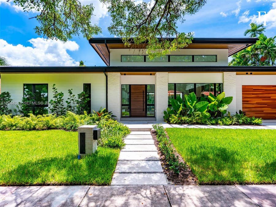 Property photo for 1111 Alberca Street, Coral Gables, FL