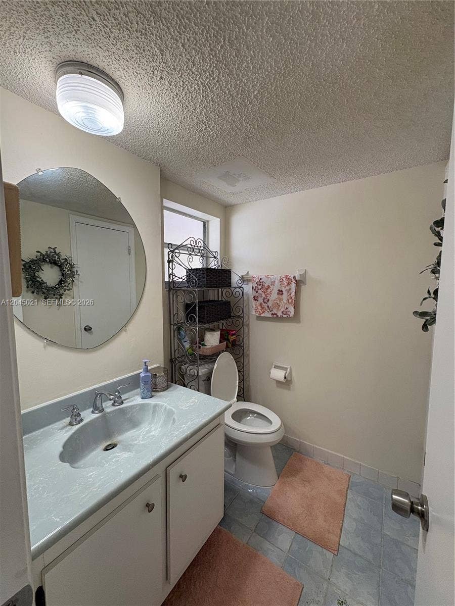 9340 Lagoon Place, #202, Davie, Davie, FL 33324 Photo 7