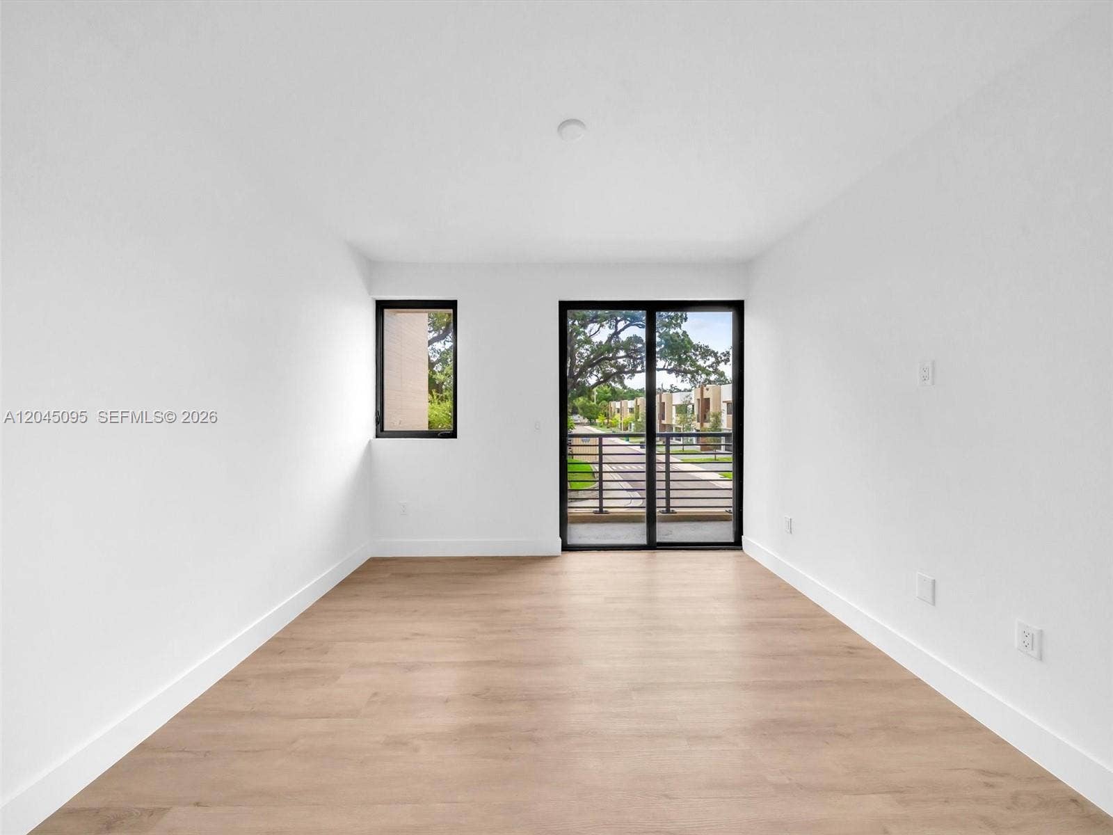 5505 W Oak Way, Dania, Dania Beach, FL 33314 Photo 14