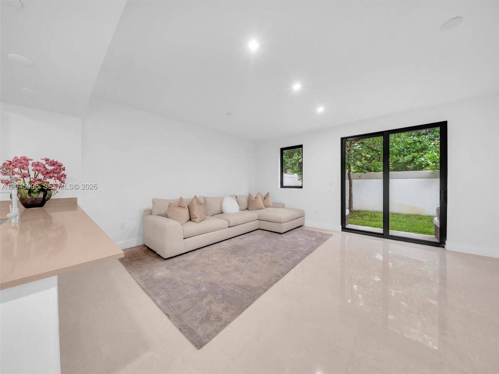 5505 W Oak Way, Dania, Dania Beach, FL 33314 Photo 6