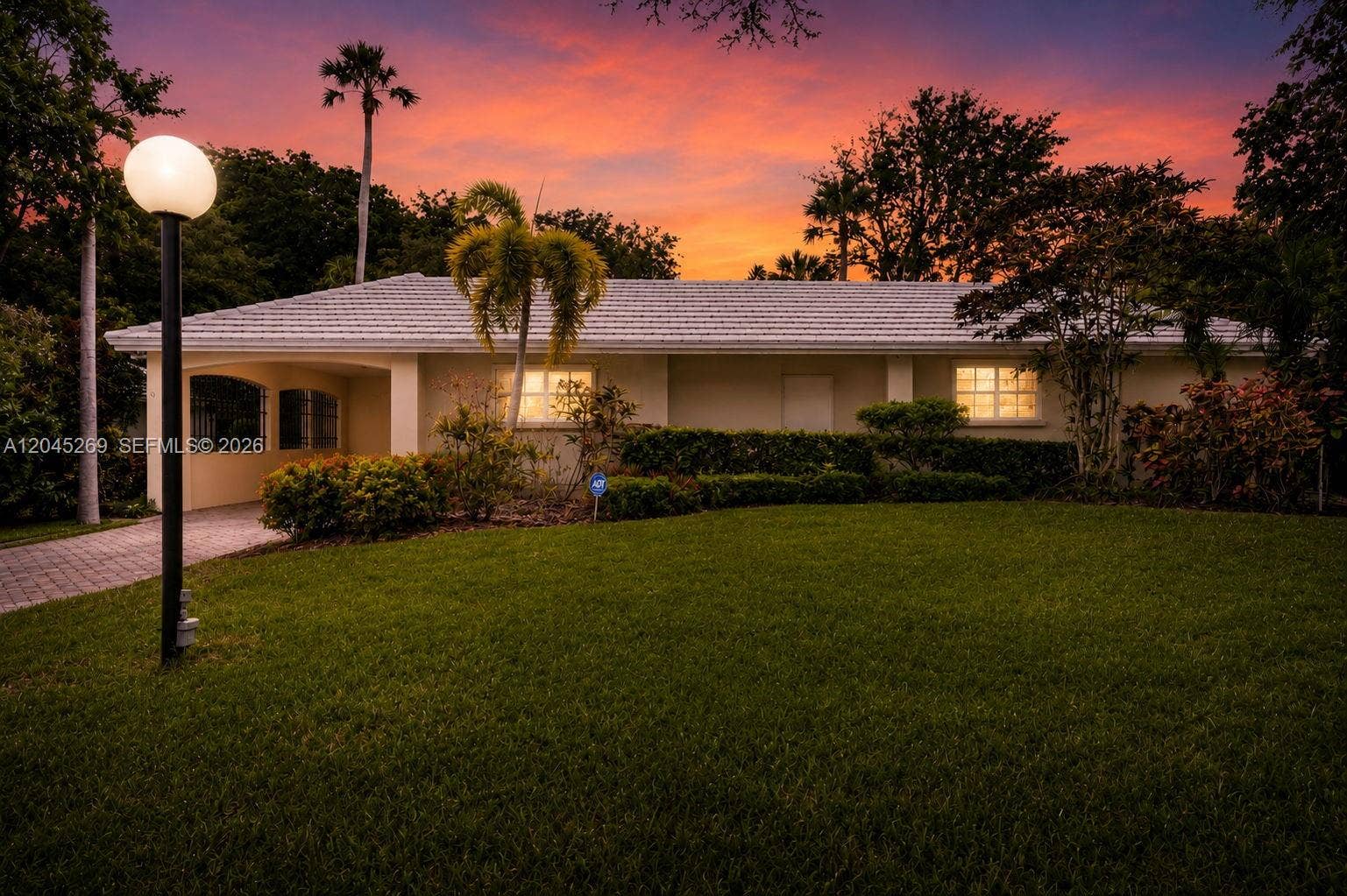 908 Cypress Terrace, #V57, Pompano Beach, FL 33069 Photo 2