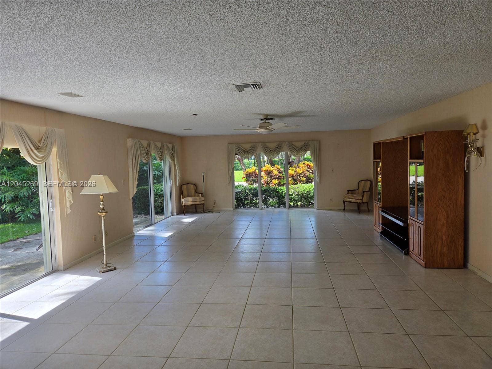 908 Cypress Terrace, #V57, Pompano Beach, FL 33069 Photo 8
