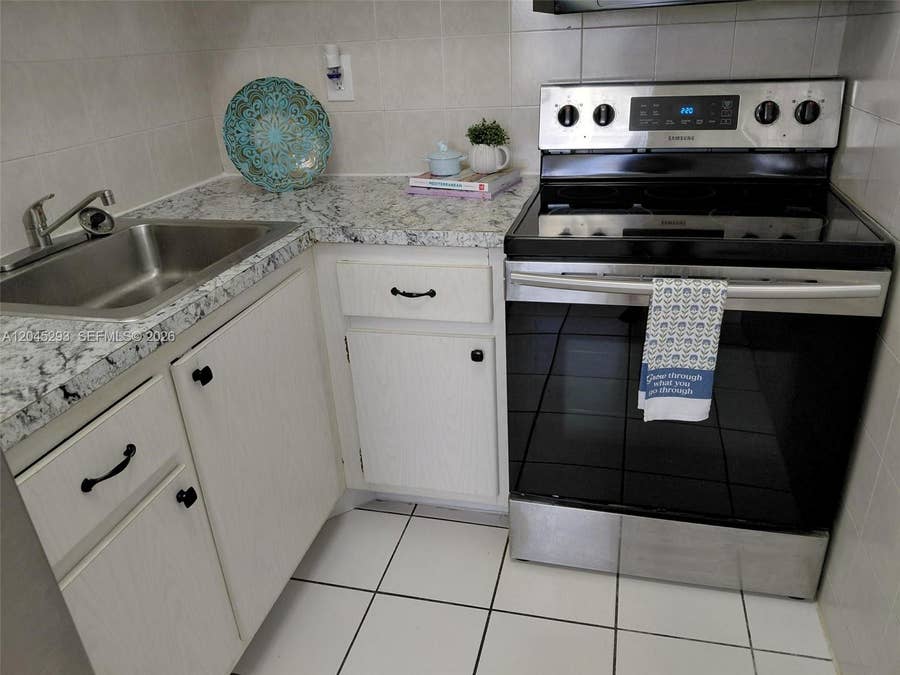 Property photo for 1433 SW 24th Court, #2, Fort Lauderdale, FL
