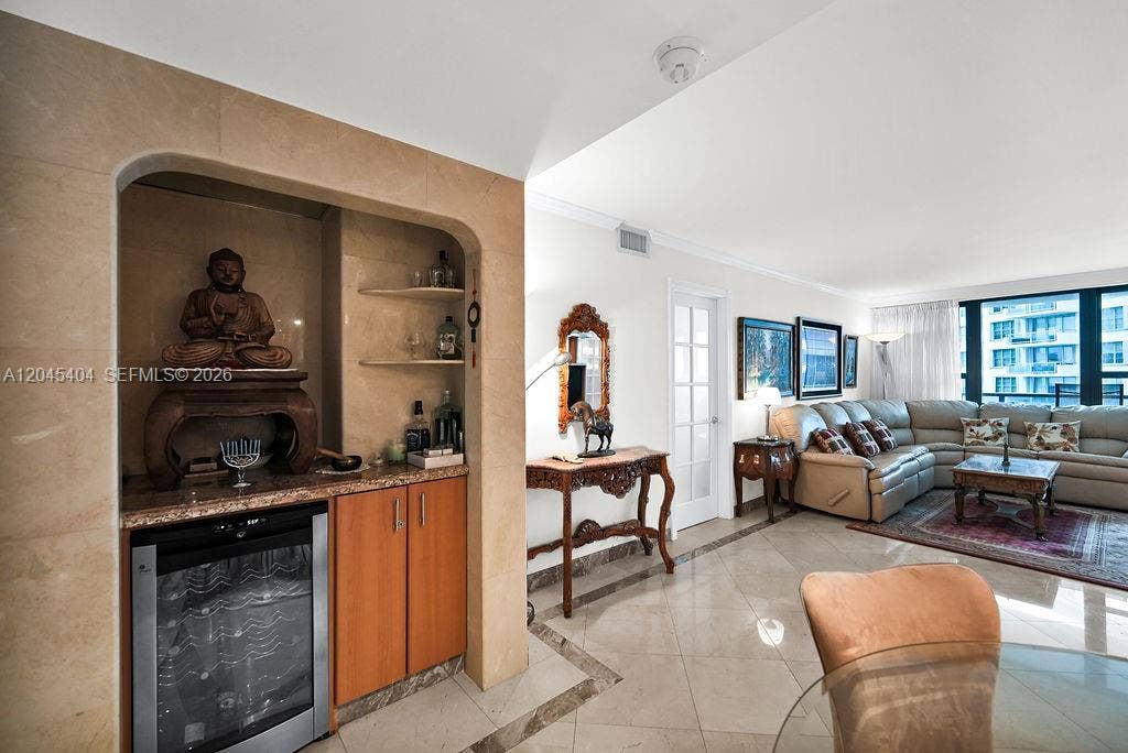5225 Collins Avenue, #1117, Miami Beach, FL 33140 Photo 18