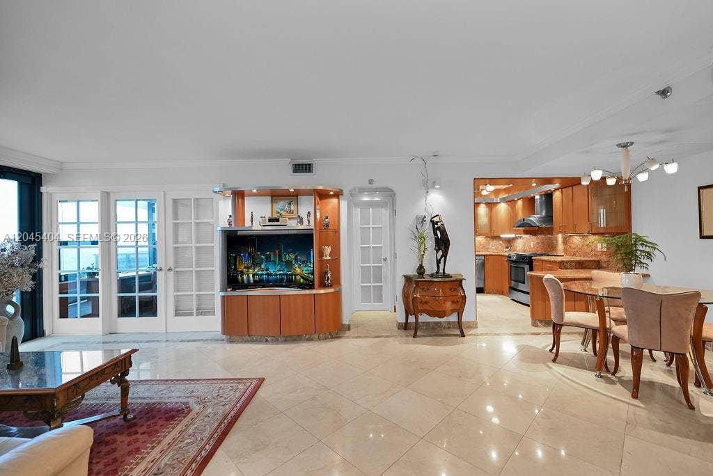 5225 Collins Avenue, #1117, Miami Beach, FL 33140 Photo 25