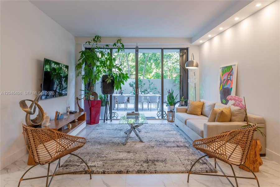 Property photo for 151 Crandon Boulevard, #122, Key Biscayne, FL