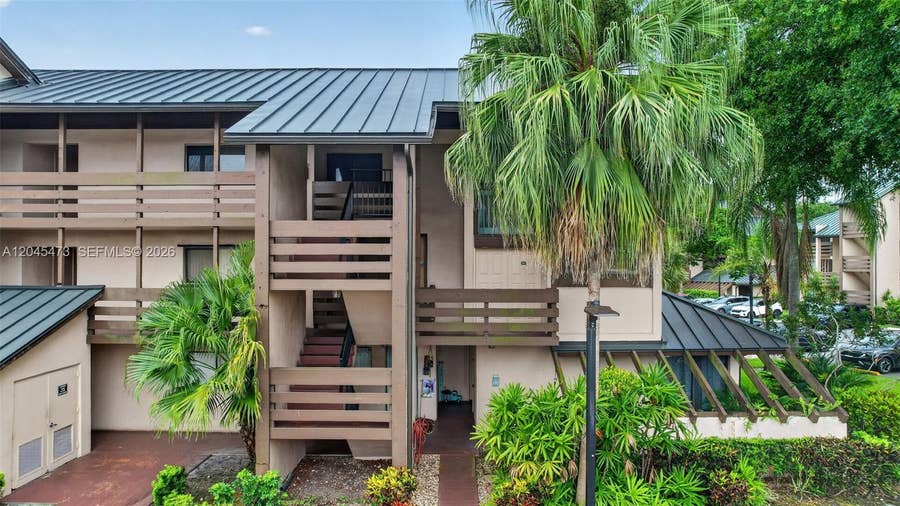 Property photo for 120 SW 96th Terrace, #204, Plantation, FL