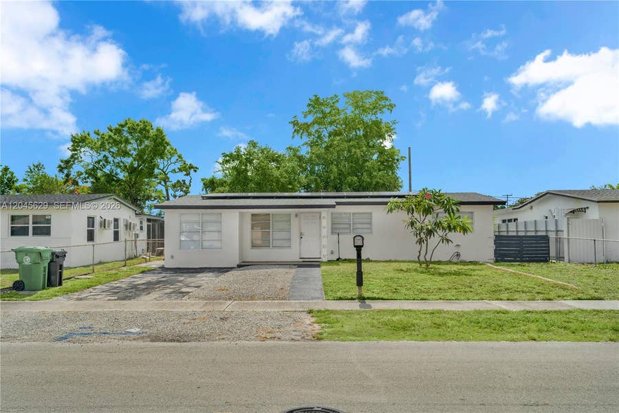 Property photo for 1016 SW 22nd Terrace, Fort Lauderdale, FL