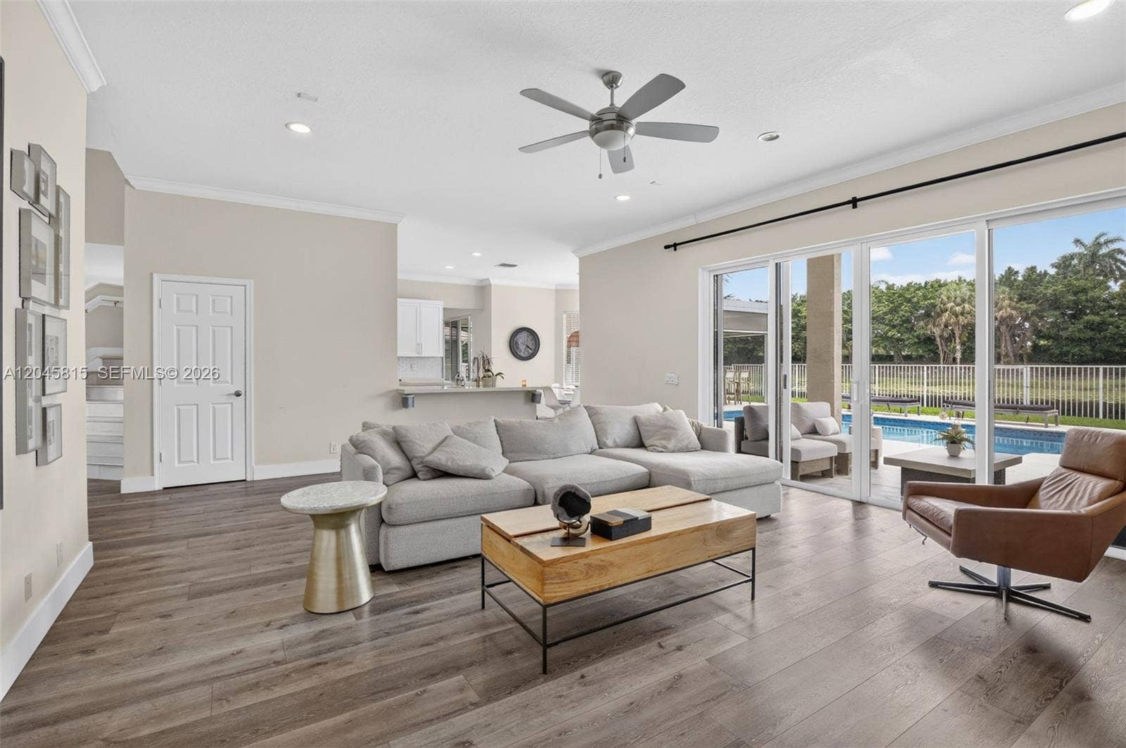 981 Waterside Circle, Weston, Weston, FL 33327 Photo 20