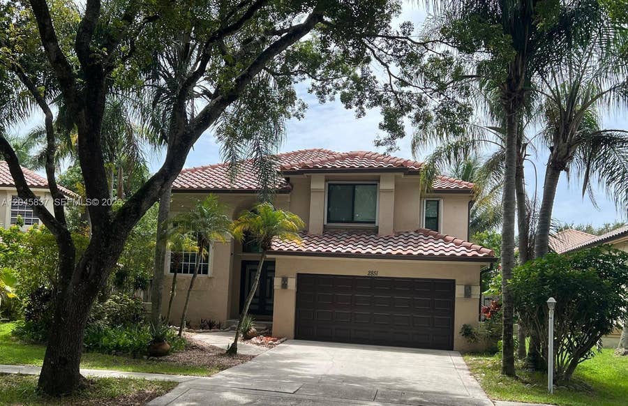 Property photo for 2851 La Paz Avenue, Cooper City, FL