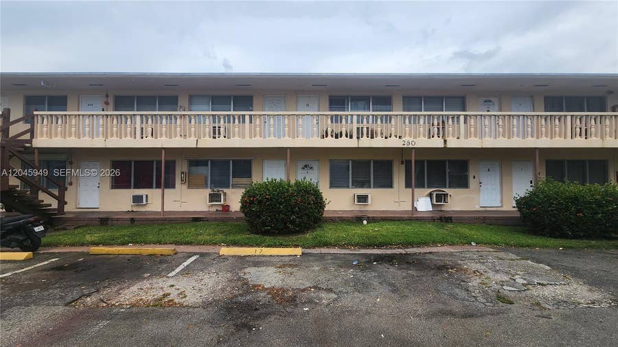 Property photo for 280 SW 11th Avenue, #5, Hallandale Beach, FL