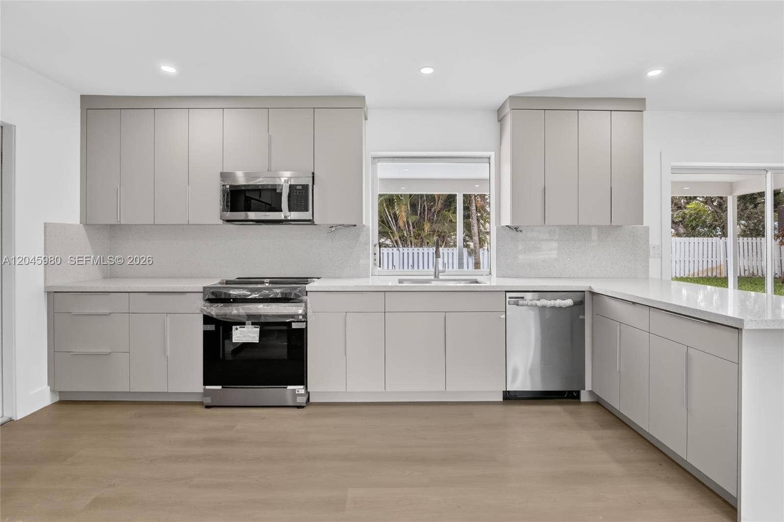 7040 NW 8th Court, Plantation, FL 33317 Photo 8