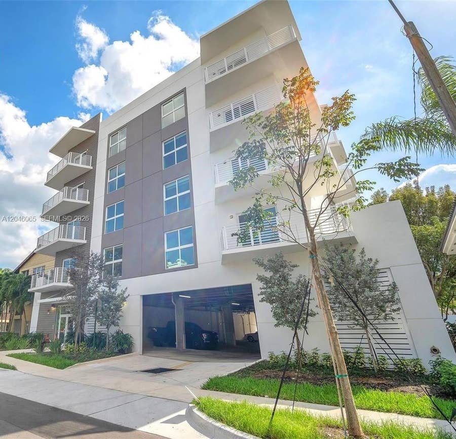 Property photo for 1938 Jackson Street, #301, Hollywood, FL