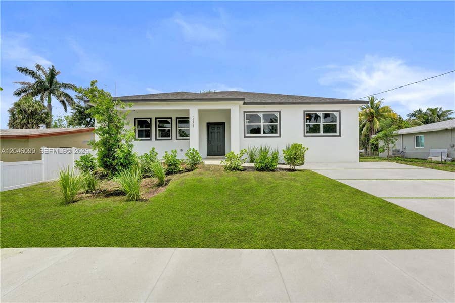 Property photo for 211 NW 14th Court, Dania Beach, FL