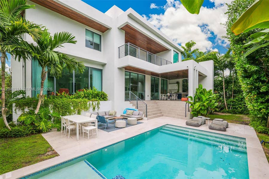 Property photo for 445 Ridgewood Road, Key Biscayne, FL