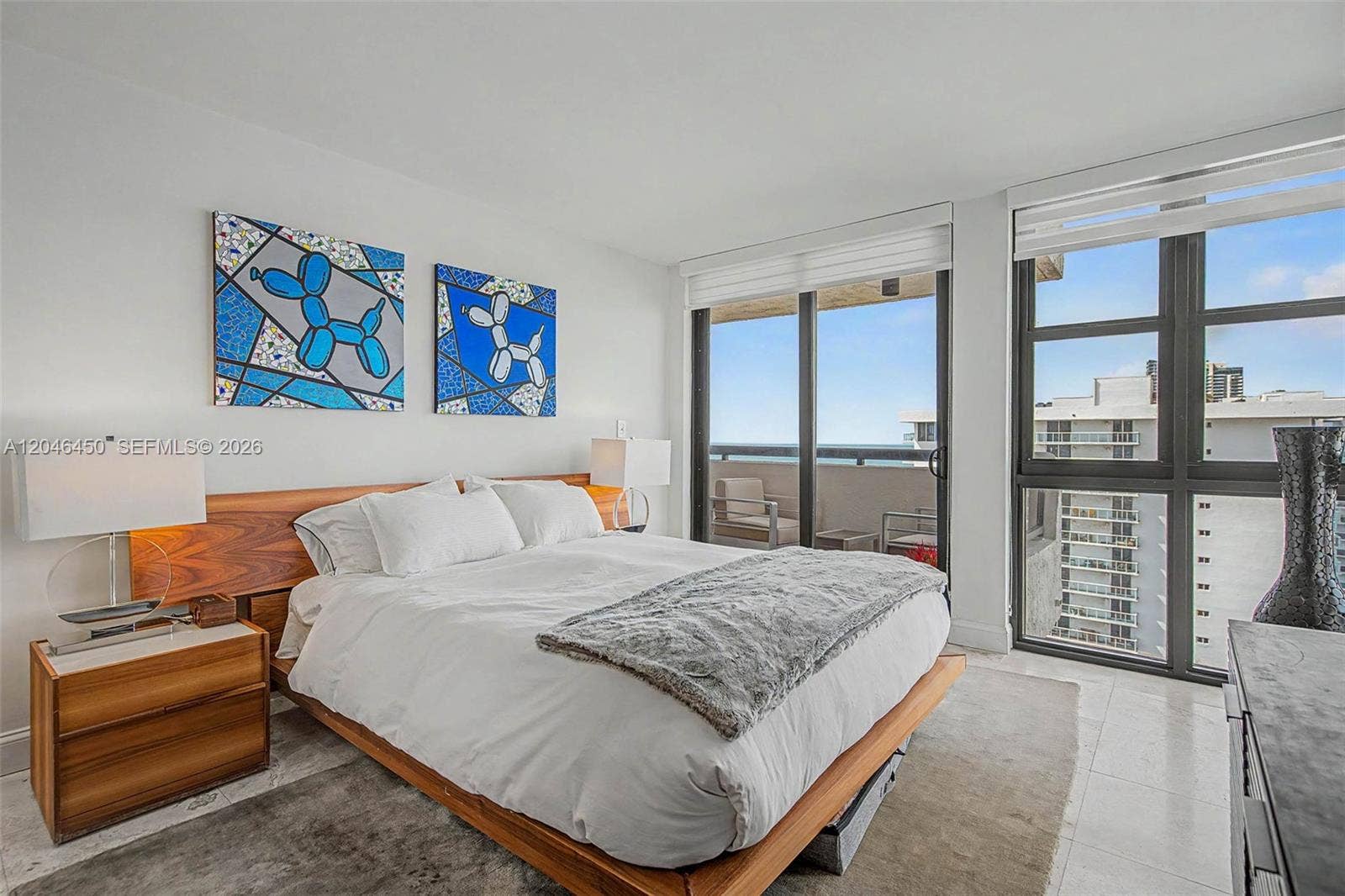 2555 Collins Avenue, #1814, Miami Beach, FL 33140 Large Primary Suite