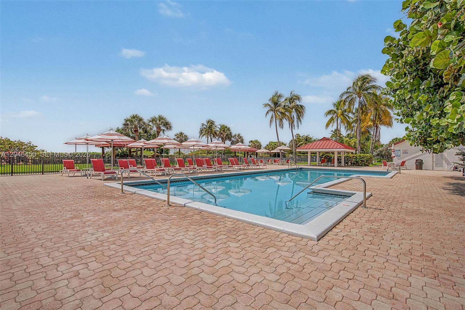 2555 Collins Avenue, #1814, Miami Beach, FL 33140 Photo 29