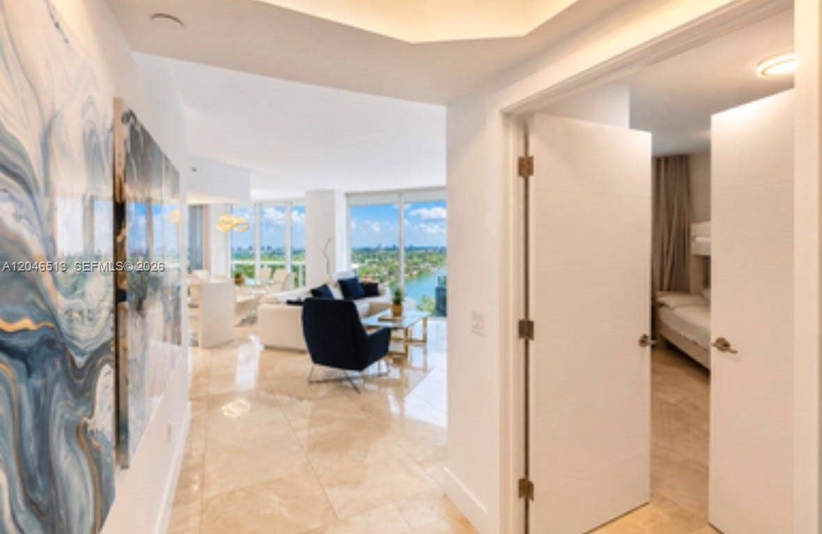 4775 Collins Avenue, #2407, Miami Beach, FL 33140 Photo 16