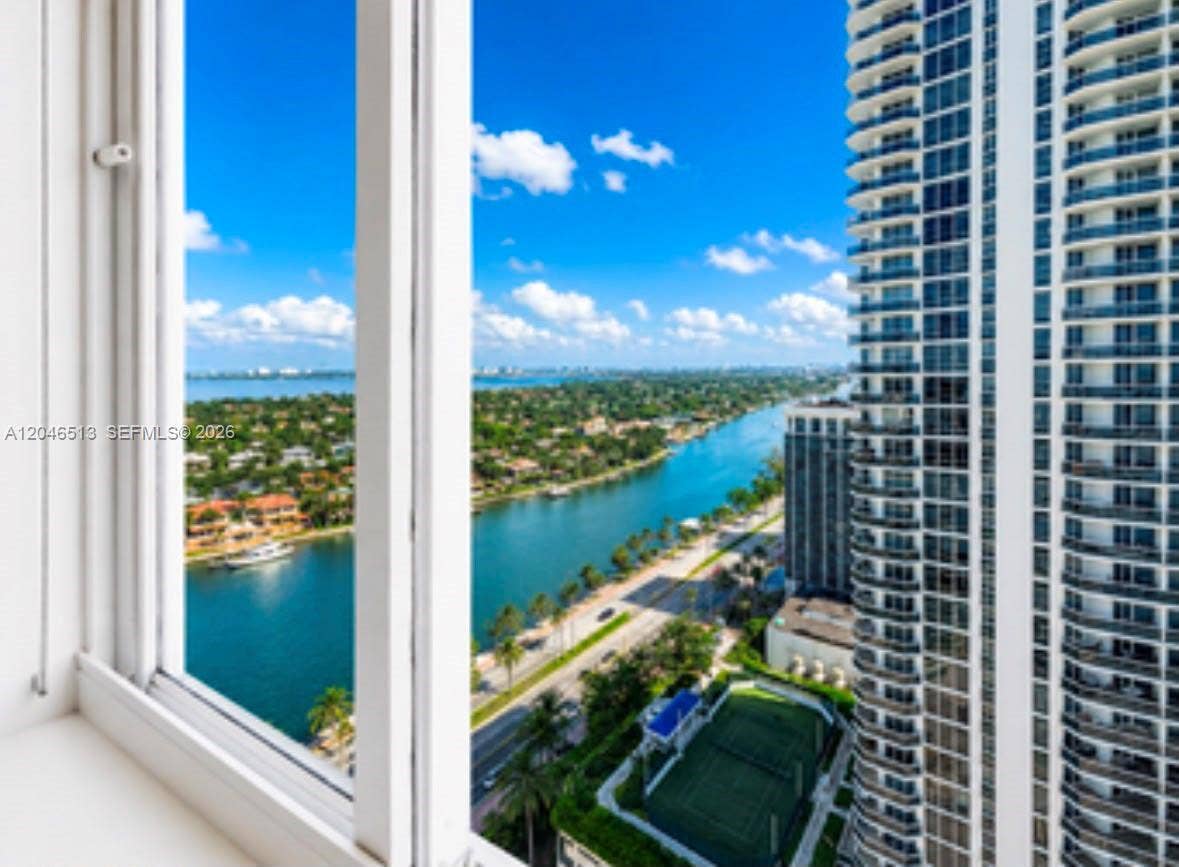 4775 Collins Avenue, #2407, Miami Beach, FL 33140 Photo 11