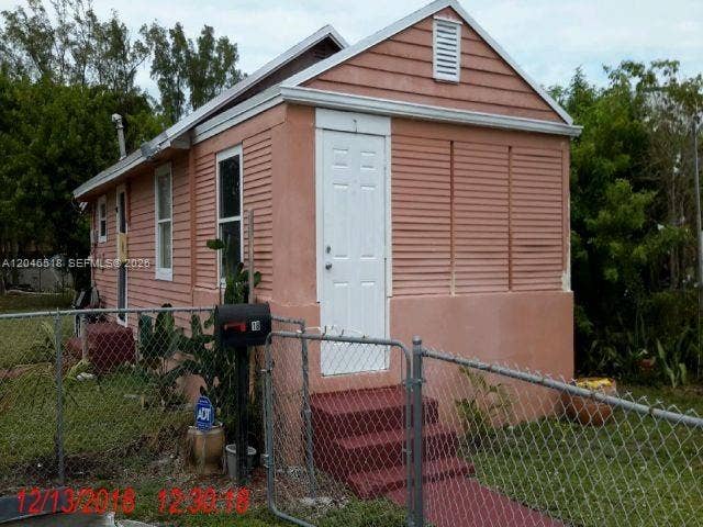 22 SW 11th Street, Dania Beach, FL 33004 Photo 6