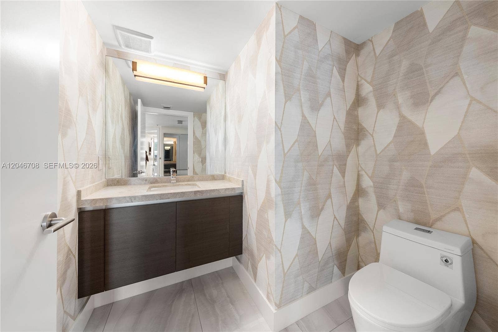 330 Sunny Isles Boulevard, #5-1708, Sunny Isles Beach, FL 33160 Photo 23