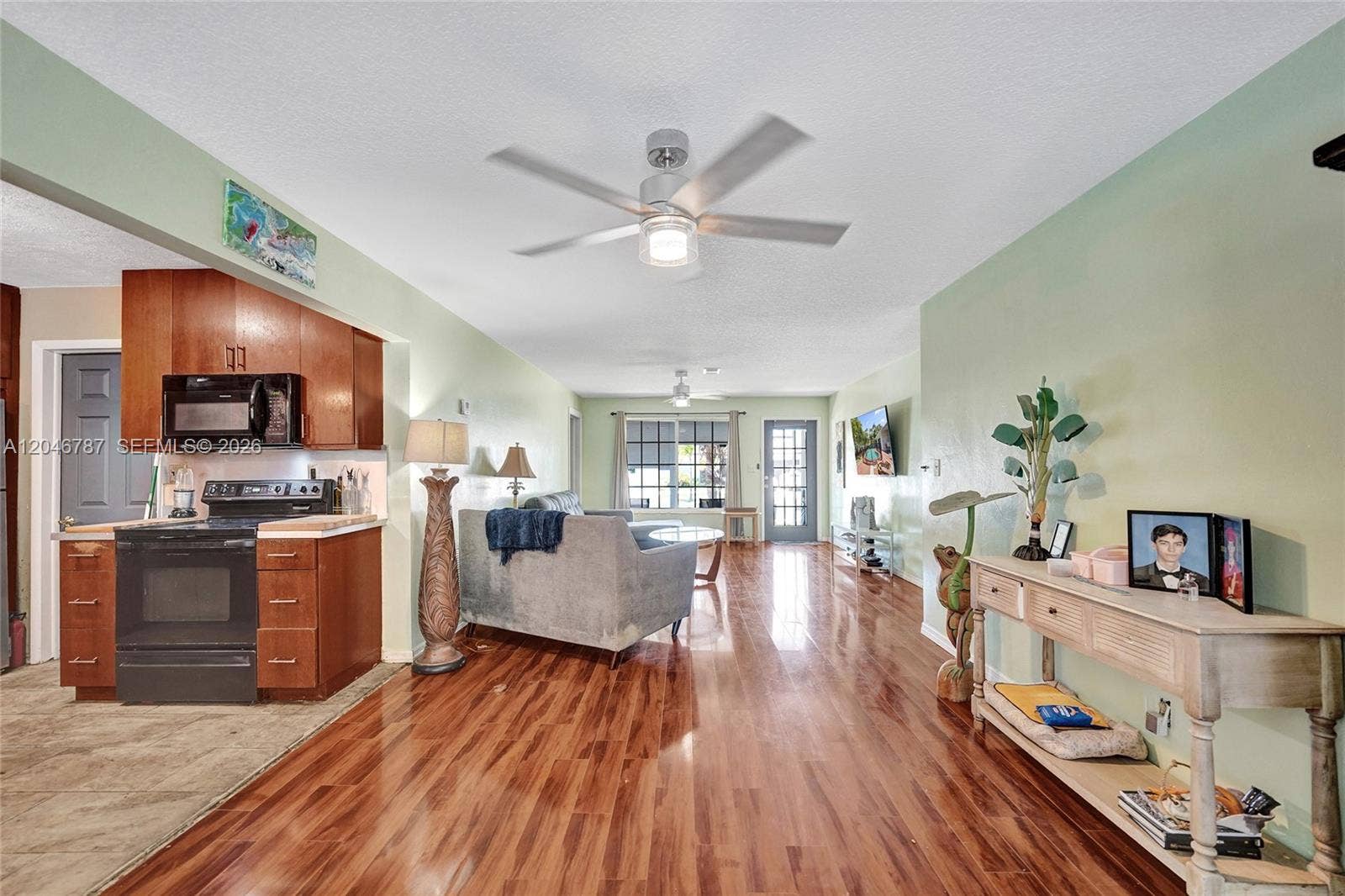 206 SE 3rd Street, Dania Beach, FL 33004 Photo 2