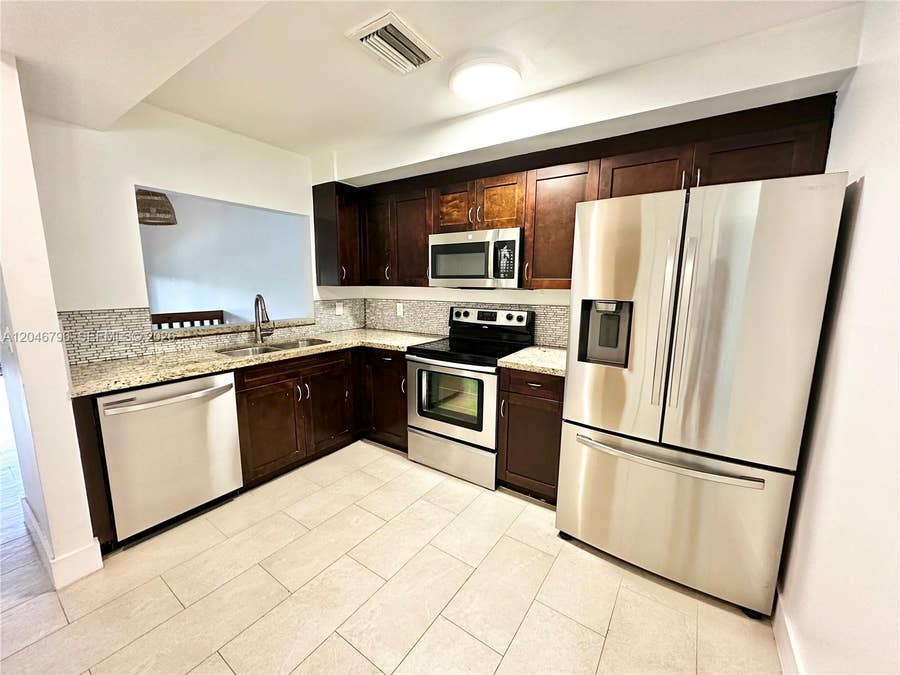 Property photo for 4245 S Pine Island Road, Davie, FL
