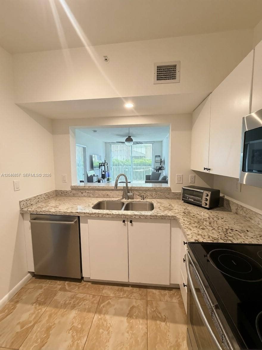 Fort Lauderdale, Fort Lauderdale, FL 33308 Photo 5