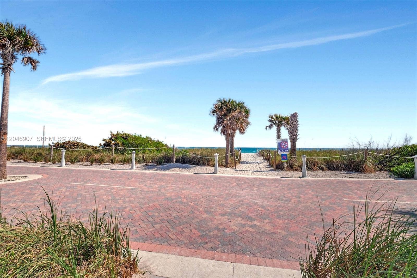 5005 Collins Avenue, #1224, Miami Beach, FL 33140 Direct Beach & 9-mile Boardwalk Access