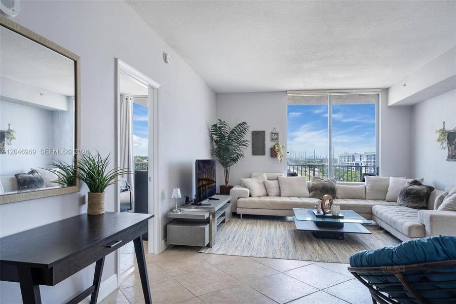 Property photo for 140 S Dixie Highway, #609, Hollywood, FL