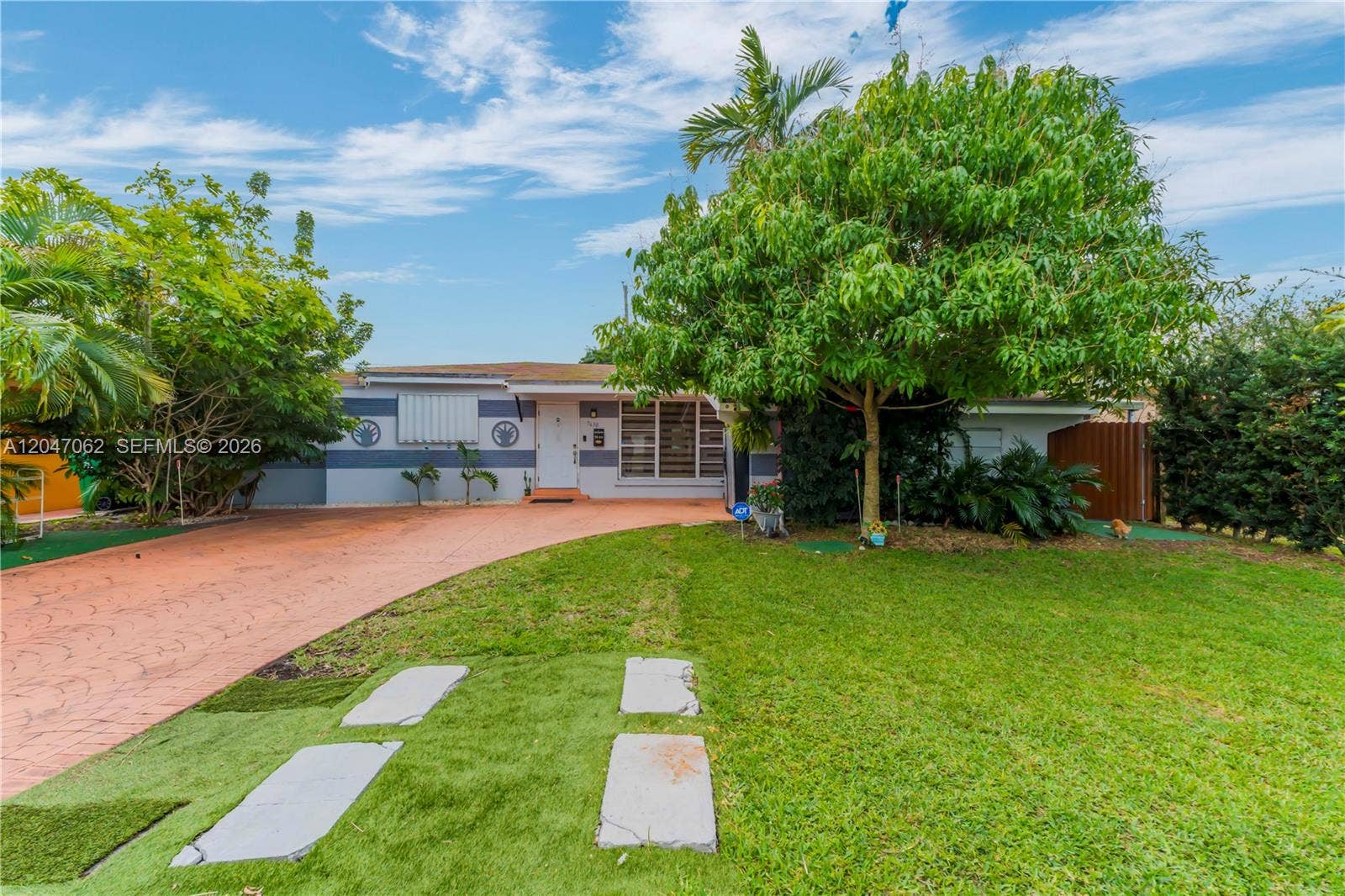 7630 Plantation Boulevard, Miramar, FL 33023 Photo 2