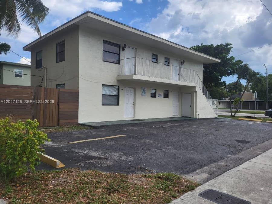 Property photo for 15 NE 13th Street, #B, Fort Lauderdale, FL