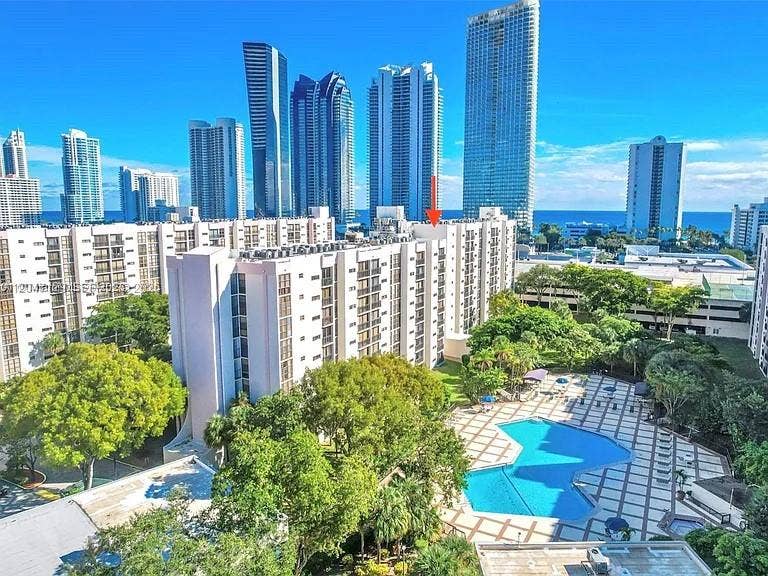 Property photo for 17011 N Bay Road, #1018, Sunny Isles Beach, FL