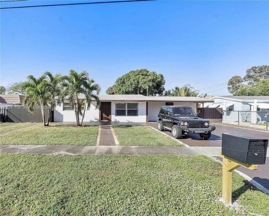Property photo for 1541 SW 52nd Avenue, Plantation, FL