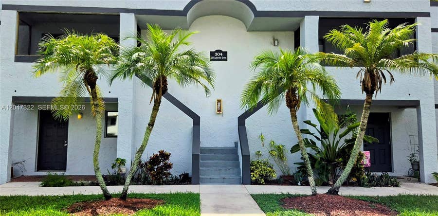 Property photo for 153 Lakeview Drive, #104, Weston, FL