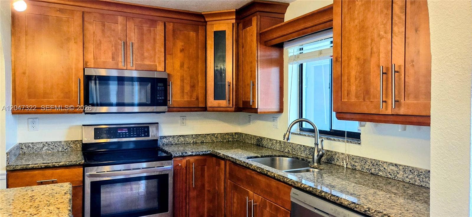 153 Lakeview Drive, #104, Weston, Weston, FL 33326 Photo 8
