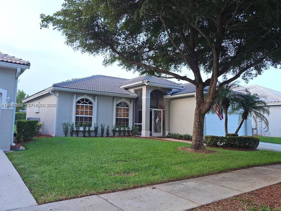 Property photo for 2635 SE 4th Place, Homestead, FL