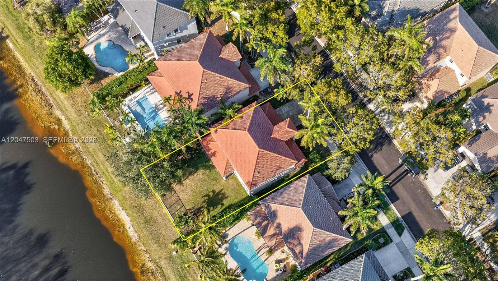 1325 Chenille Circle, Weston, FL 33327 Photo 3