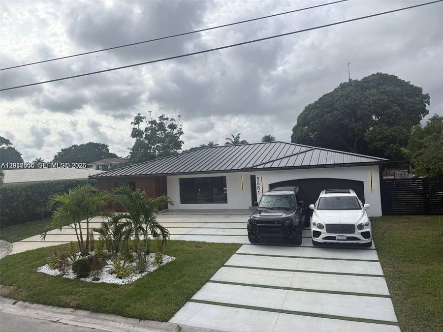 Property photo for 5561 NE 28th Avenue, Fort Lauderdale, FL