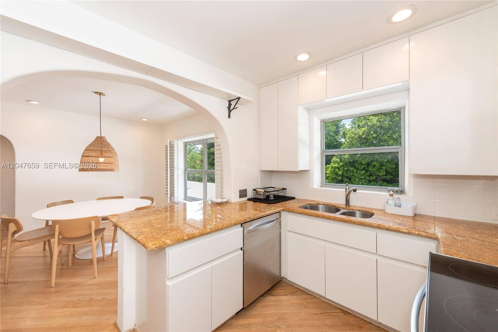 9940 Collins Avenue, #10, Bal Harbour, Bal Harbour, FL 33154 Photo 11