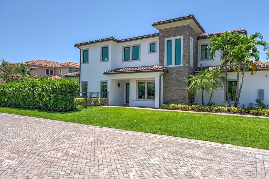 Property photo for 3412 Emerson Lane, Hollywood, FL