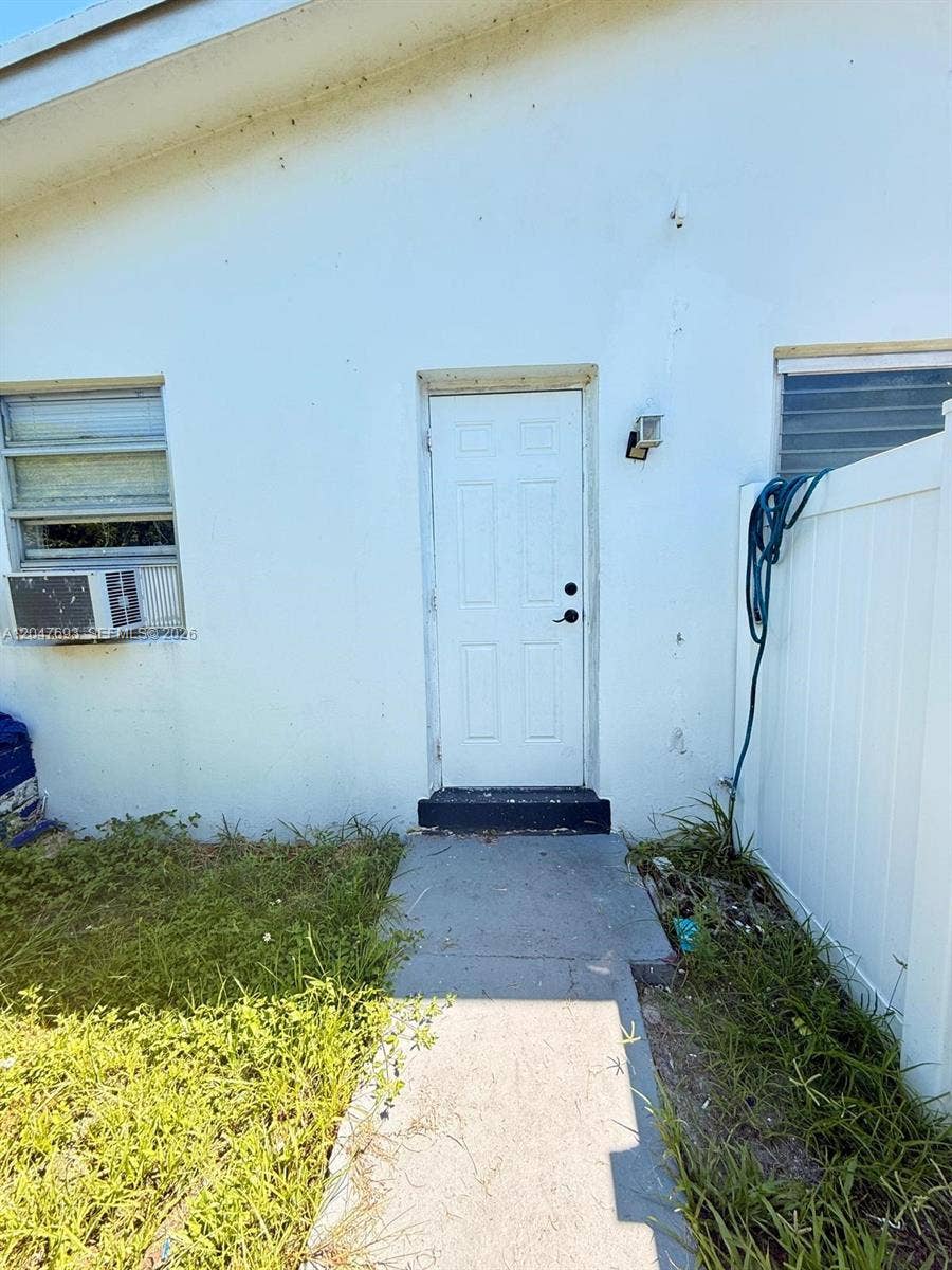 Property photo for 301 9th Street, #1, Hallandale Beach, FL