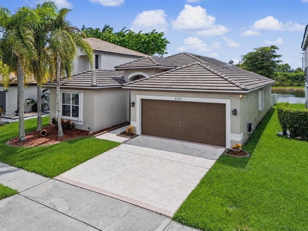 2754 SW 183rd Avenue, Miramar, FL 33029 Photo 2