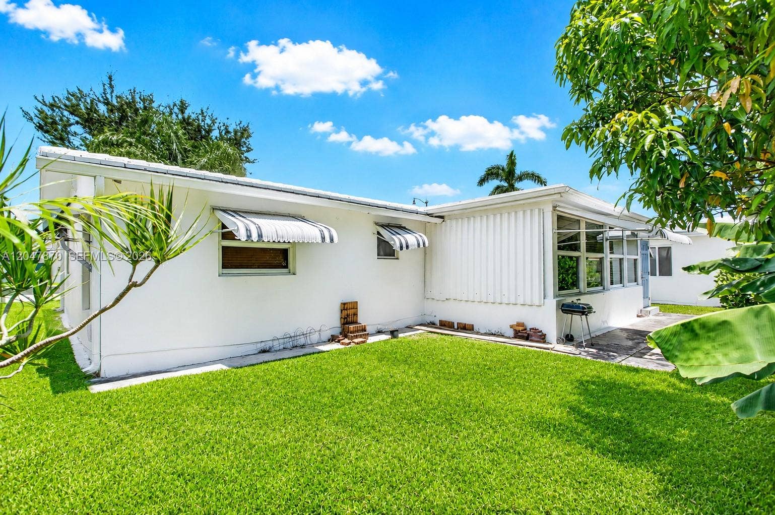 220 S Golf Boulevard, Pompano Beach, FL 33064 Photo 5