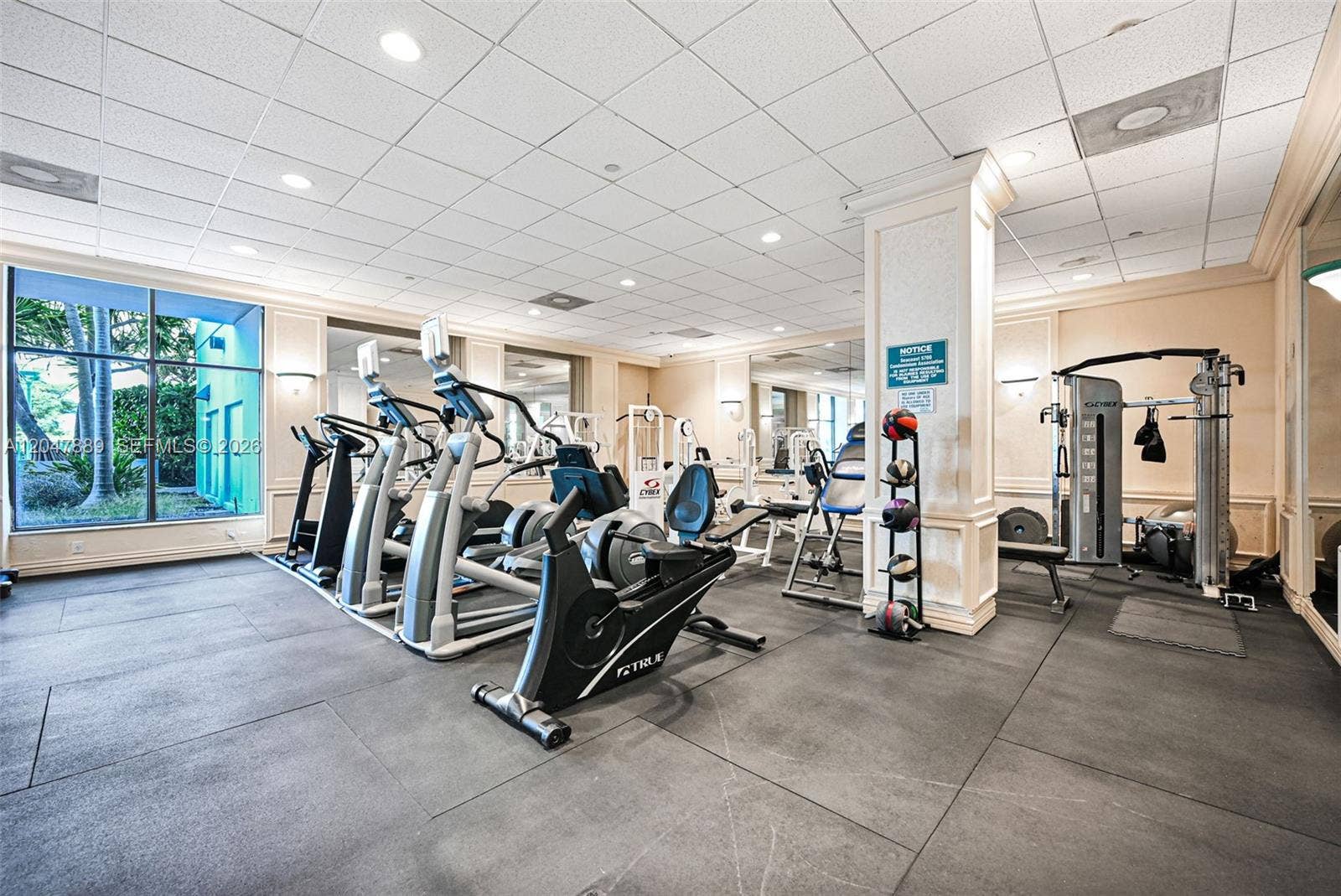 5700 Collins Avenue, #6J, Miami Beach, FL 33140 Photo 37